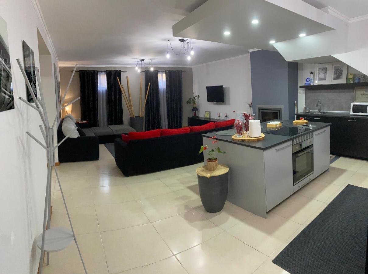 Апартаменты Alojamento House 66 Понта-Делгада Экстерьер фото